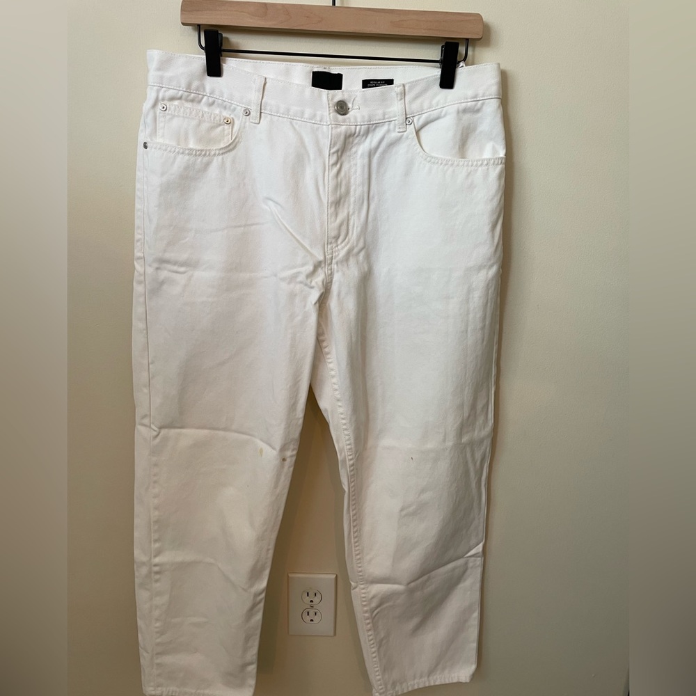 H&M regular fit white cropped pants